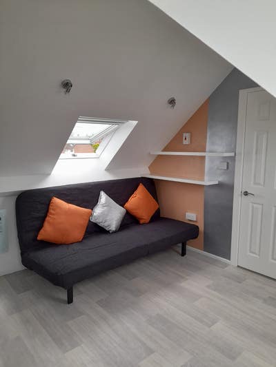 Studio loft in Holbrooks bills inc. Main Photo