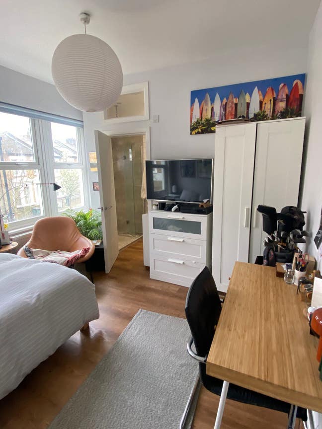 3 X Ensuite Rooms in House Share Bills Included  Main Photo