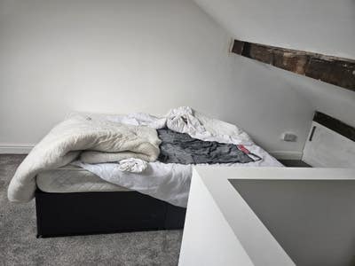 A decent home for someone trying to find his feet  Main Photo