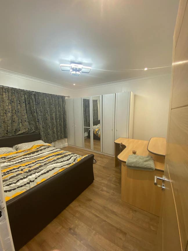 Stunning double near gantshill Central line stati Main Photo