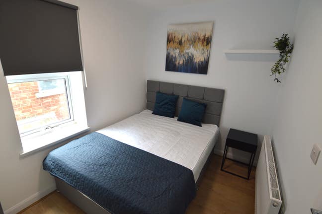 Newly Refurbished 6 Bedroom Shared House Main Photo