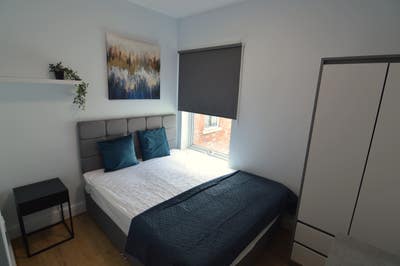 Newly Refurbished 6 Bedroom Shared House Main Photo