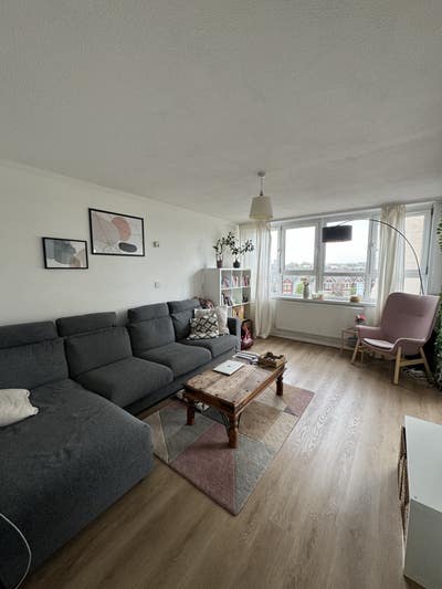 Spacious King size bedroom near Stockwell Tube Main Photo