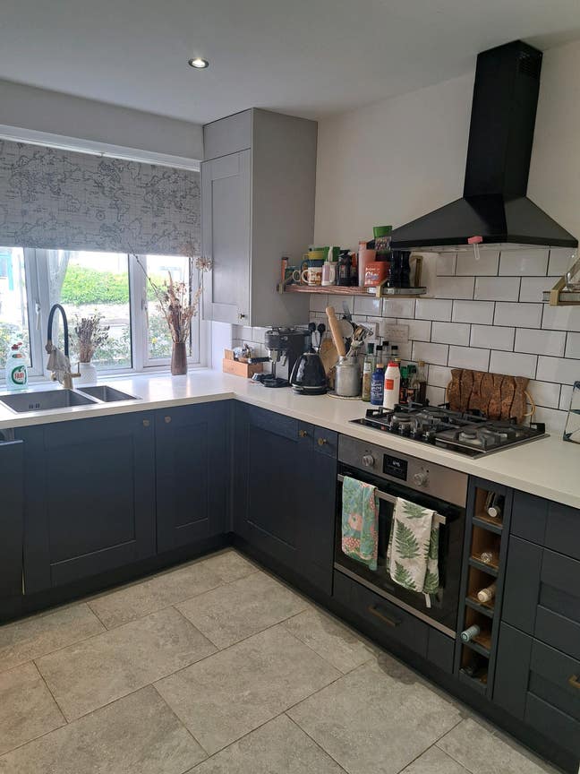 Double bedroom in fab flat Finsbury Park  Main Photo