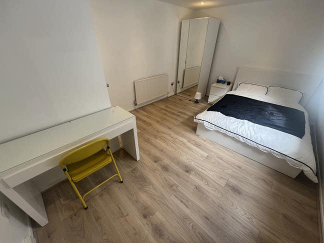 DOUBLE room Near Paddington & Edgeware RD  Main Photo