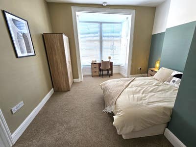 Cosy Double Ensuite Room (SS) Main Photo