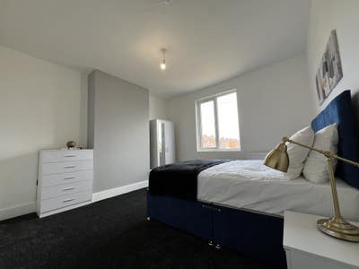 High Quality Property in DL3  Main Photo