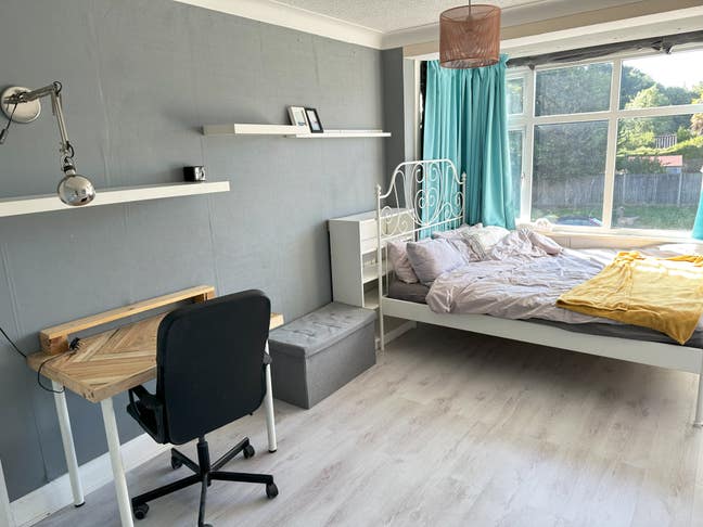 Large Double Bedroom &pound;860Pm Bills Included Main Photo