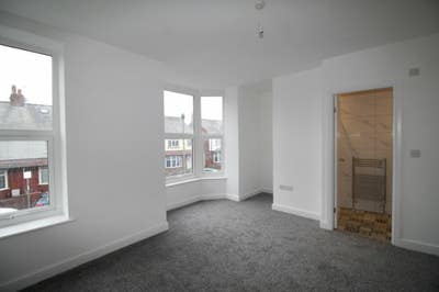 Luxury Brand New Ensuite Bridlington Great Tennats Main Photo