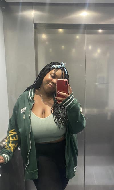 Looking for a friendly buddy up in MCR 🥰 Main Photo