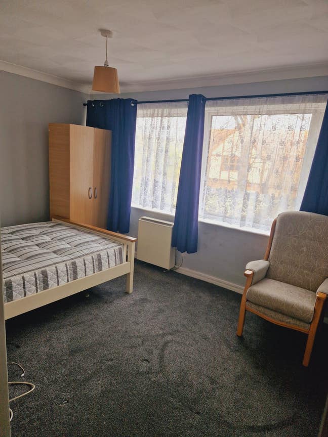 Double Room for Rent Main Photo