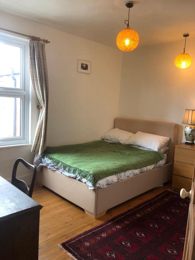 Furnished double bedroom - &pound;600 incl. bills Main Photo