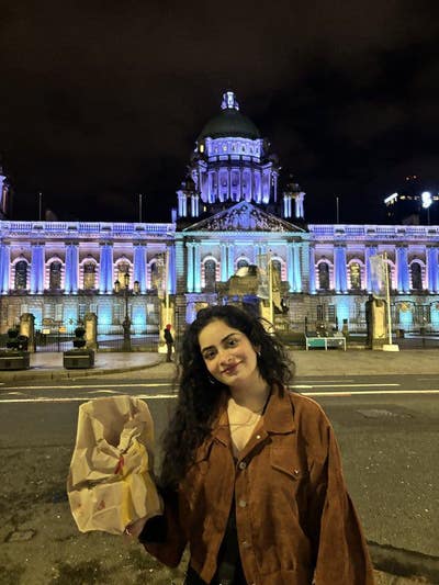 Professional Female seeks a single or double room Main Photo