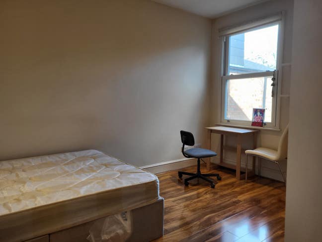    Luxurious  ground floor double  room in HA1  Main Photo
