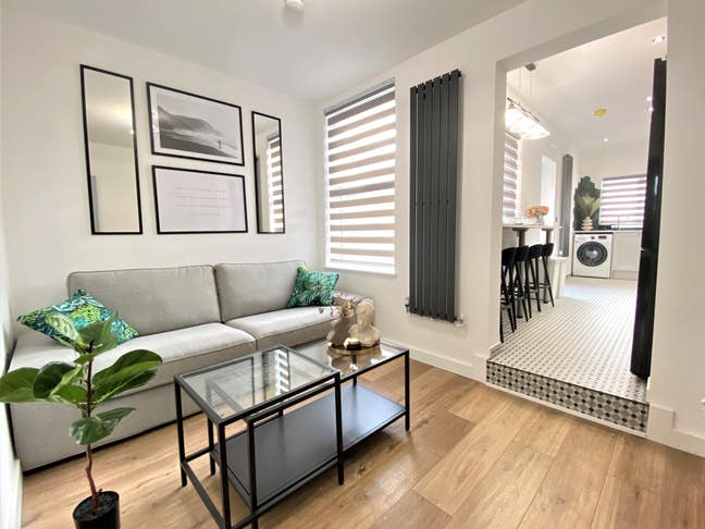 🏡 Welcoming Household Available – All Bills Inc. Main Photo