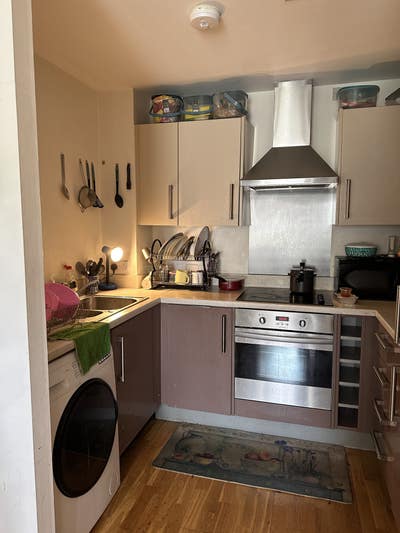 Double room rent in Basildon  Main Photo
