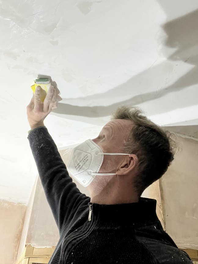 Reliable Professional Seeking Studio or Room Main Photo