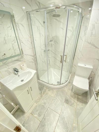 3 bed, 2 bathroom flat to rent Ealing Main Photo