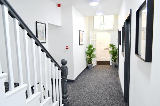 Mount Pleasant Ensuite Room Main Photo
