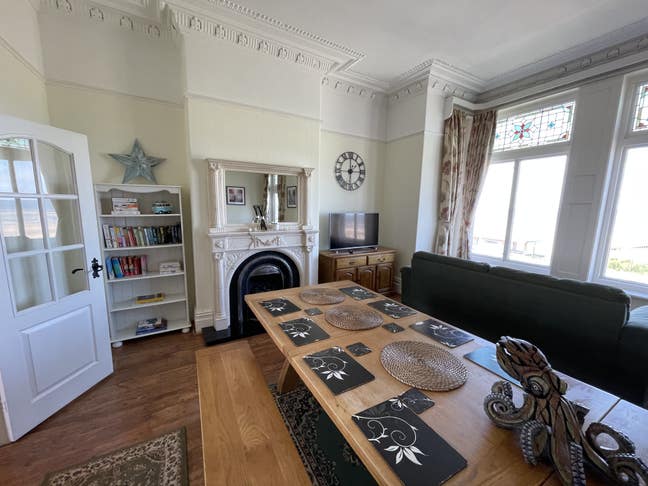 Affordable Professional stays  for Medical staff Main Photo