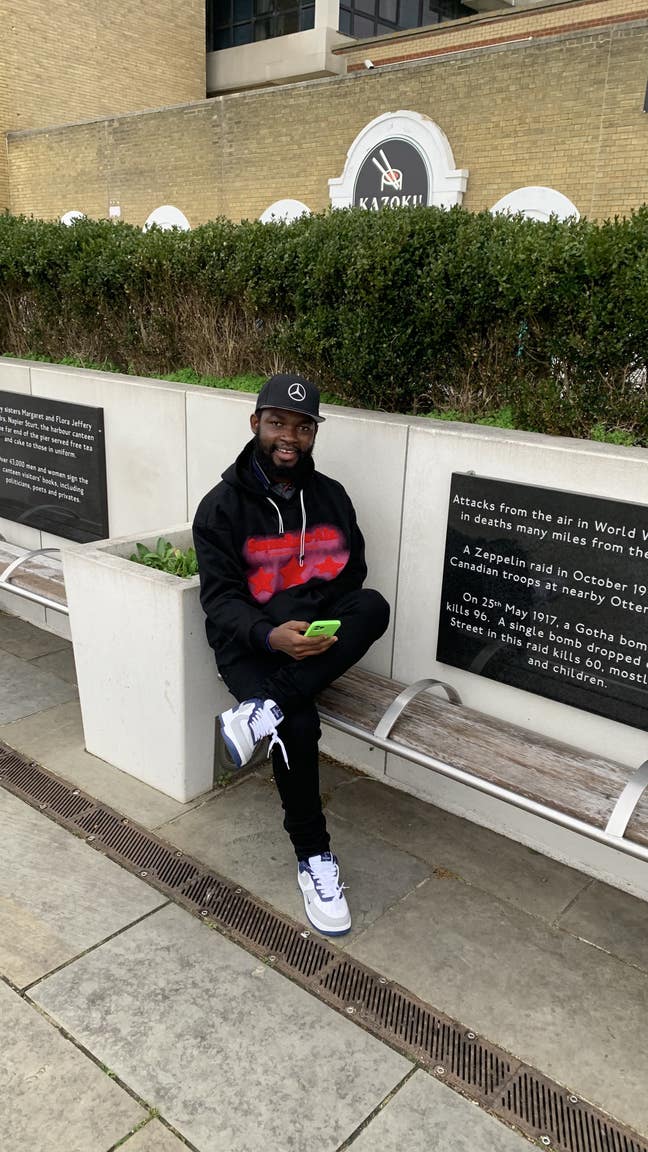 Professional Male seeks a double room Main Photo