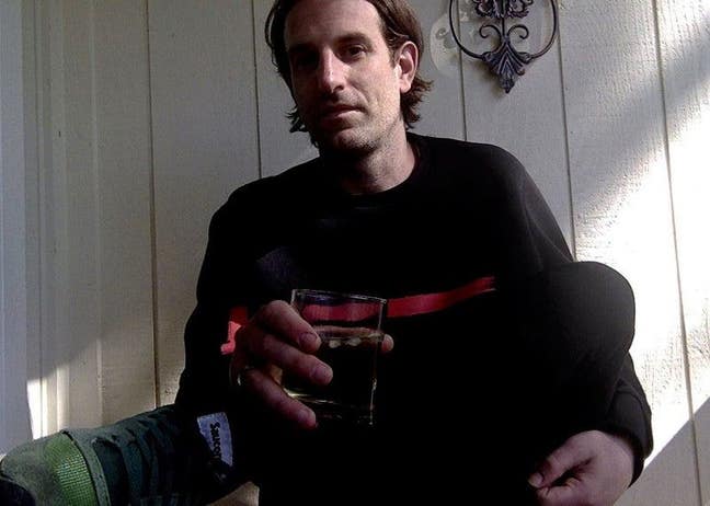 LDN Creative for friendly Flatshare in E2 Main Photo