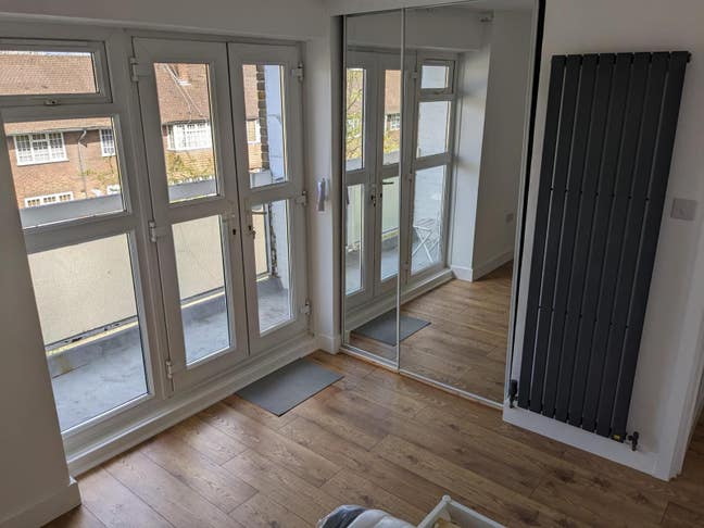 New Large Double/balcony -Elphant Castle 1200pcm Main Photo