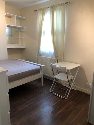 Double Room available Now!!! Main Photo