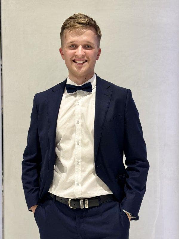 Aussie moving to Edinburgh in February Main Photo