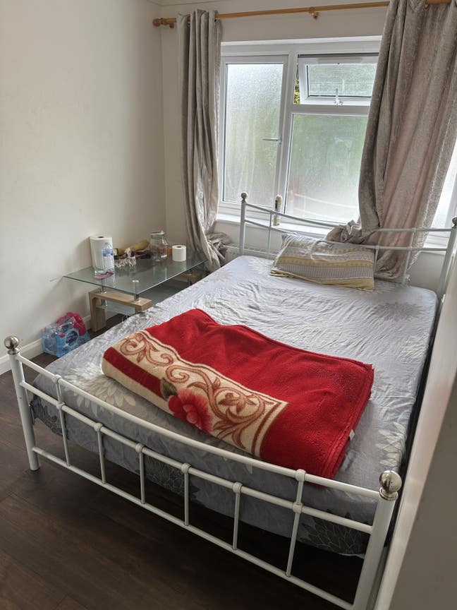 Double Room to Let All bills Included £500 PM Main Photo