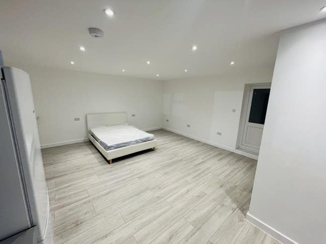 Spacious double room Main Photo