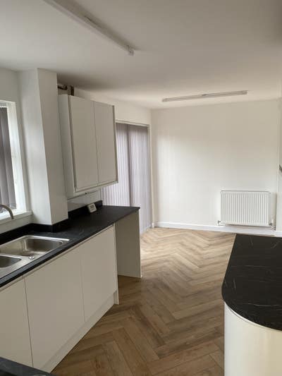 A newly refurbished 2 bed & study semi detached  Main Photo