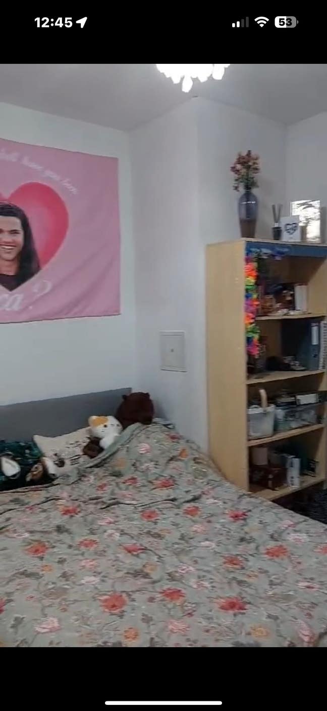 Room  available  in Shared STUDENT Accommodation Main Photo