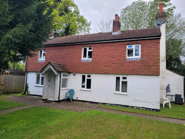  Double,  Near Man Roy, Airport, 24 hr bus  Main Photo