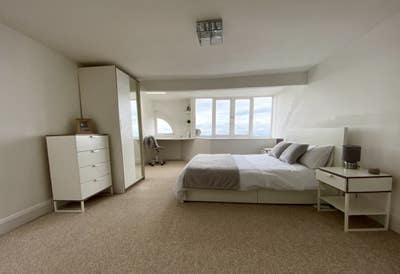 Spectacular views! Large, airy and bright bedroom  Main Photo