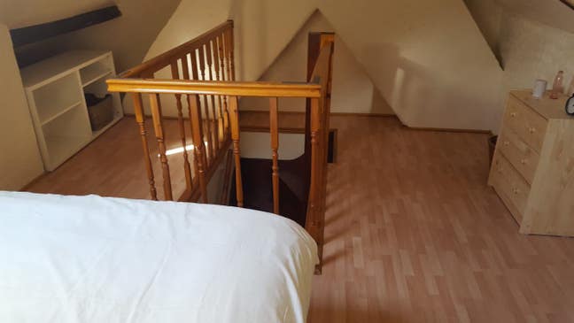 Big room to let in Queen’s Park  Main Photo