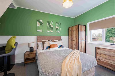 En-suite rooms near Hinckley train station & town Main Photo