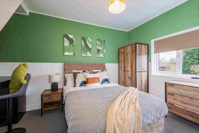 En-suite rooms near Hinckley train station & town Main Photo