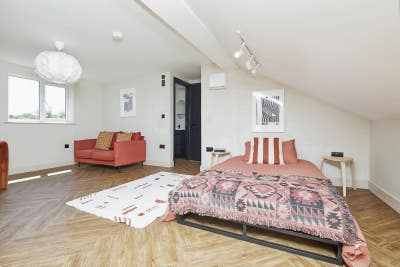 Gorgeous Apartment Near the City Centre & Uni Main Photo