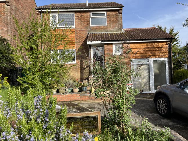 ENTIRE House! From  24th Dec for one month only.  Main Photo