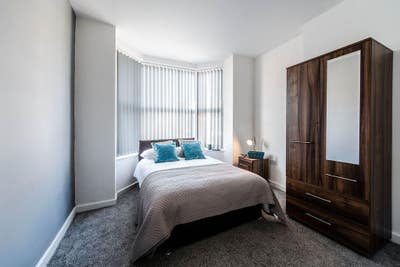 Double room with ensuite. All bills included! Main Photo