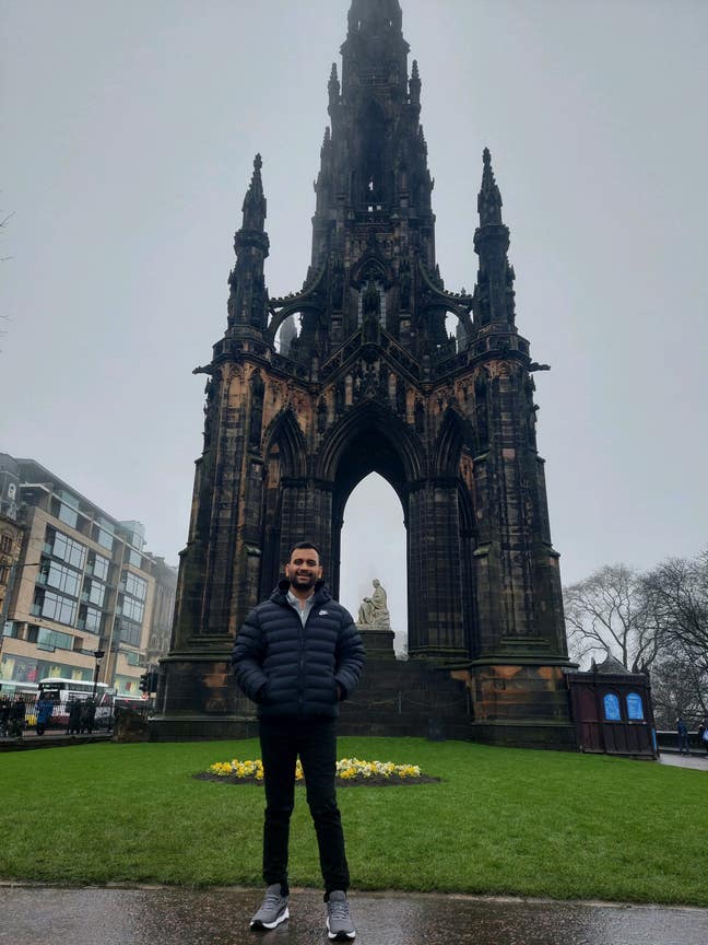 Looking for 4 week short term accommodation  Main Photo