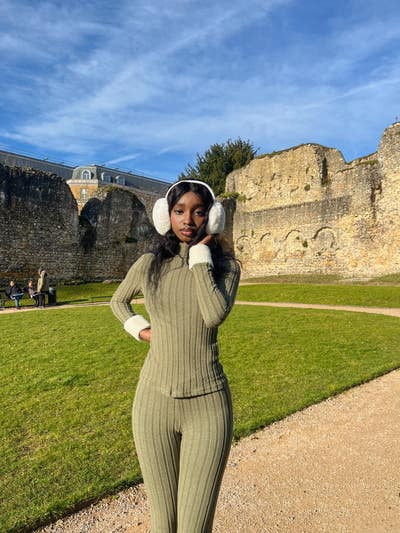 I am looking for a roomshare in London!  Main Photo