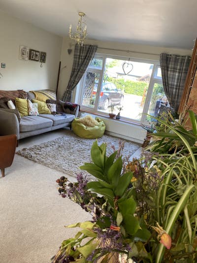 Double room available short or long term good size Main Photo