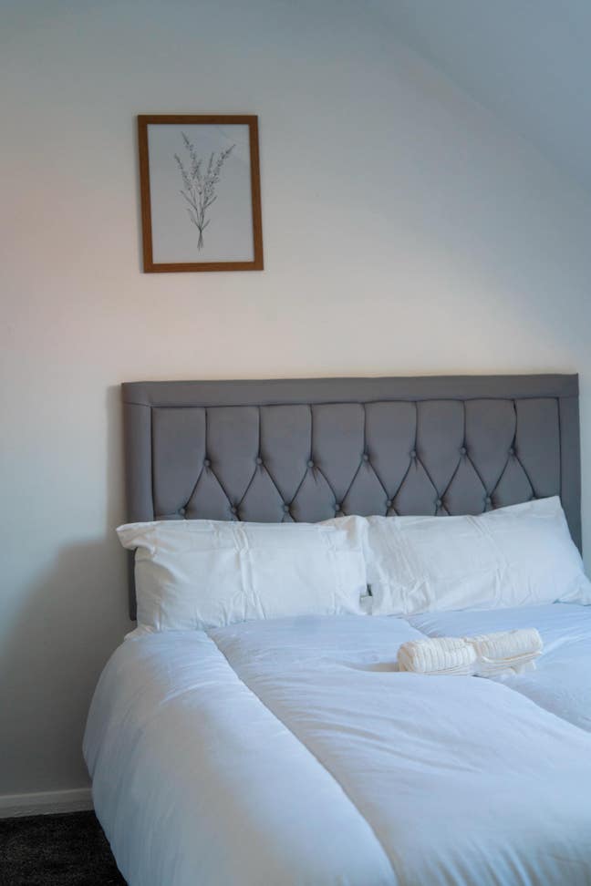 4 bed house Main Photo