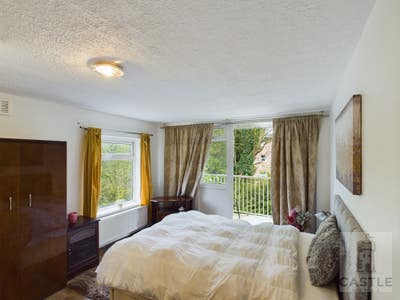 Double Rooms Near James Cook Hospital.  BELLEVUE Main Photo
