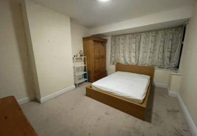 Room to let Main Photo