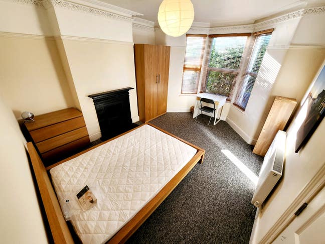 Immaculate 5 bed Student House In Fishponds Main Photo