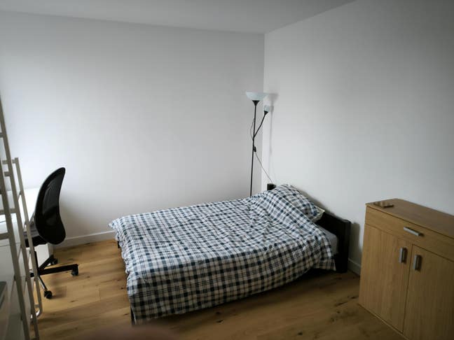Huge doubleroom (own BR) in luxury flat&quiet area Main Photo