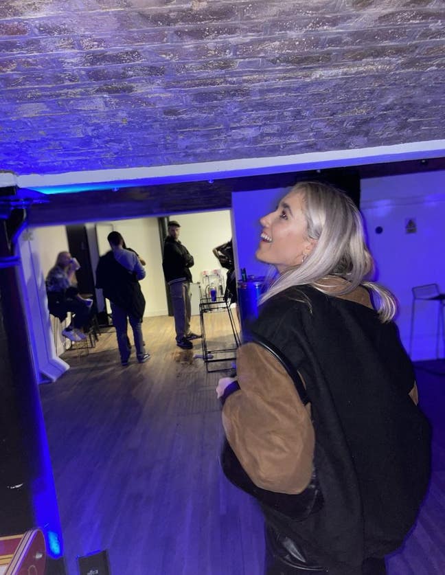 Female looking for a double room! Main Photo